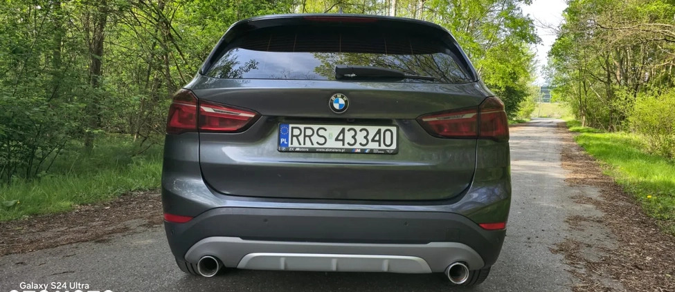 BMW X1 cena 99000 przebieg: 70000, rok produkcji 2018 z Narol małe 211